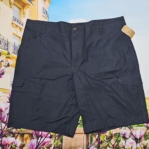 Field & Stream Gray Cargo Shorts Size 42 NWT